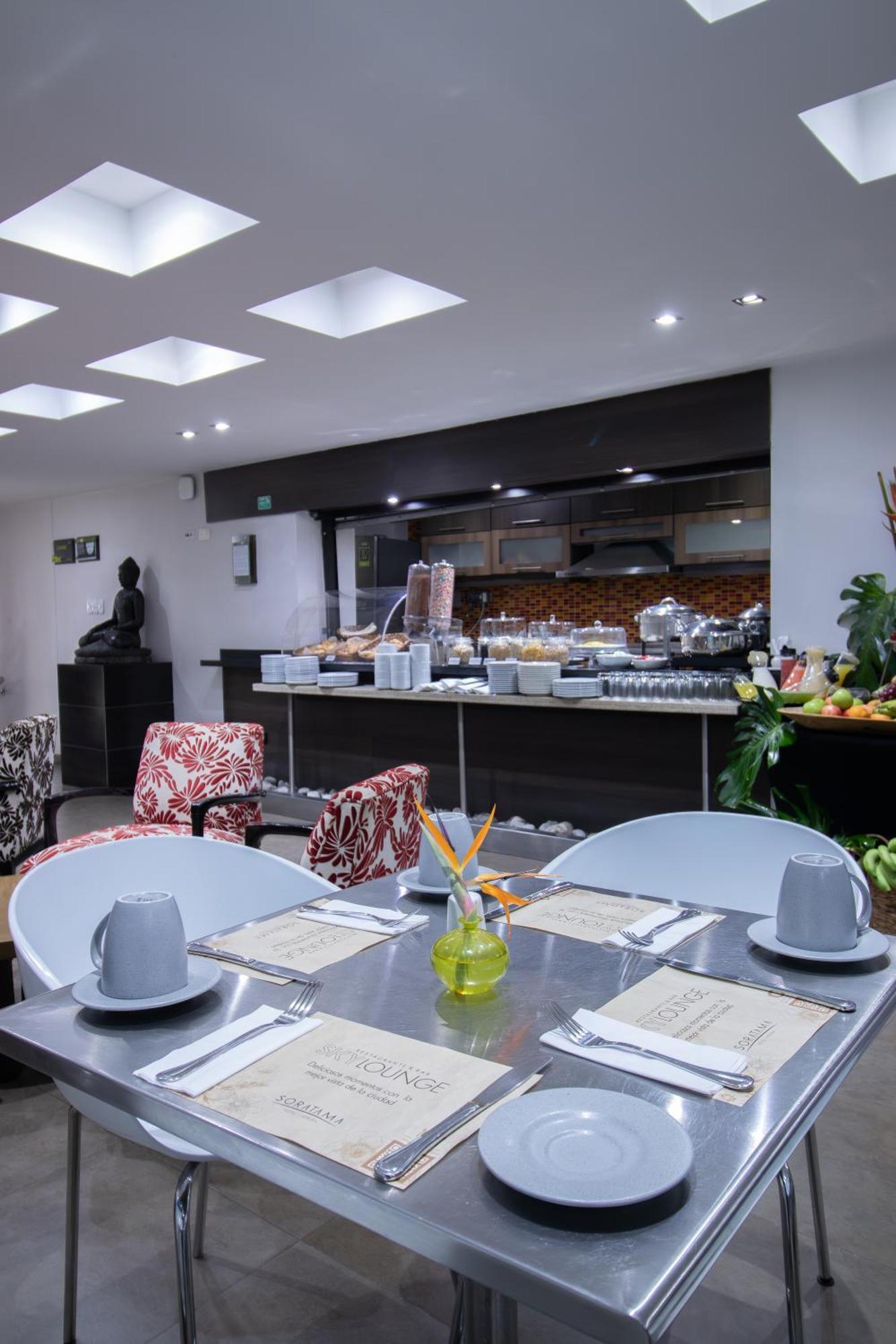 San Simon Hotel Pereira By Soratama Exteriör bild The restaurant